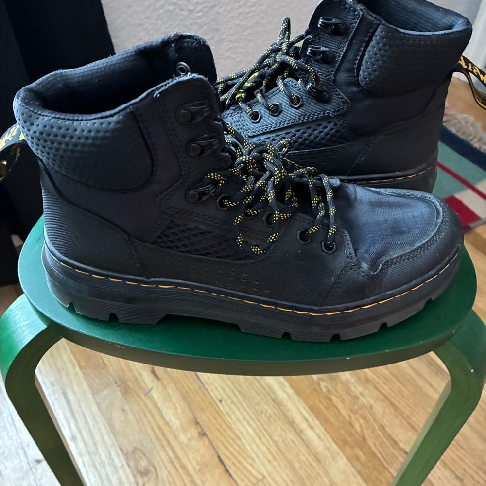 Men’s Dr. Martens Boots, size 9